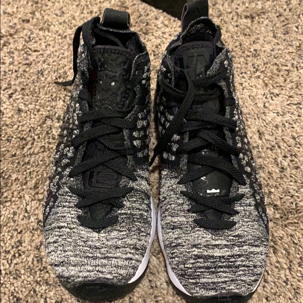 Nike Lebrons XVII